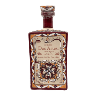 Dos Artes Añejo Tequila 2021 Hand Painted Ceramic Bottle 1 Liter - Liquor On Broadway